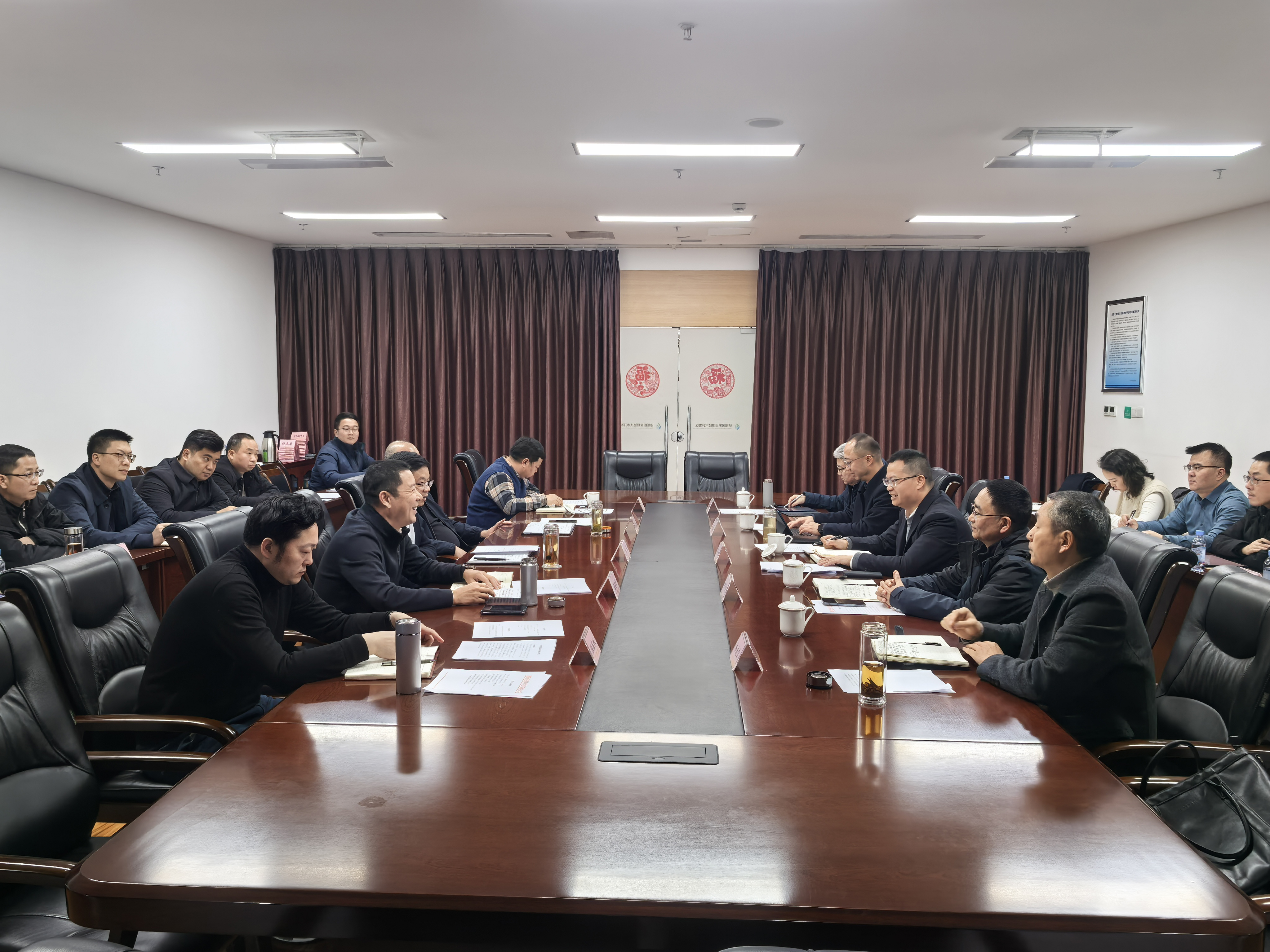 【攜手并進(jìn)，共創(chuàng)未來】德陽發(fā)展集團(tuán)拜訪德陽經(jīng)開區(qū)共商深度合作與發(fā)展