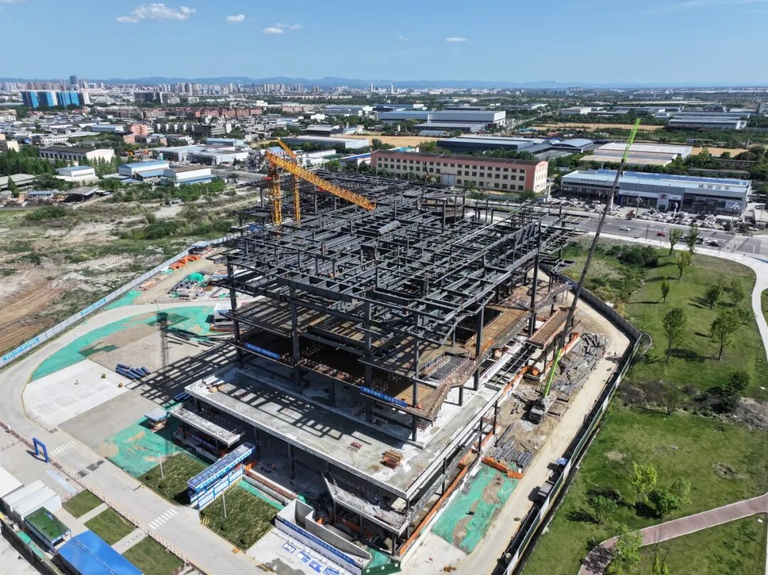 一線傳真│奮斗不止，筑鼎未來——市博物館建設(shè)項目主體結(jié)構(gòu)順利封頂